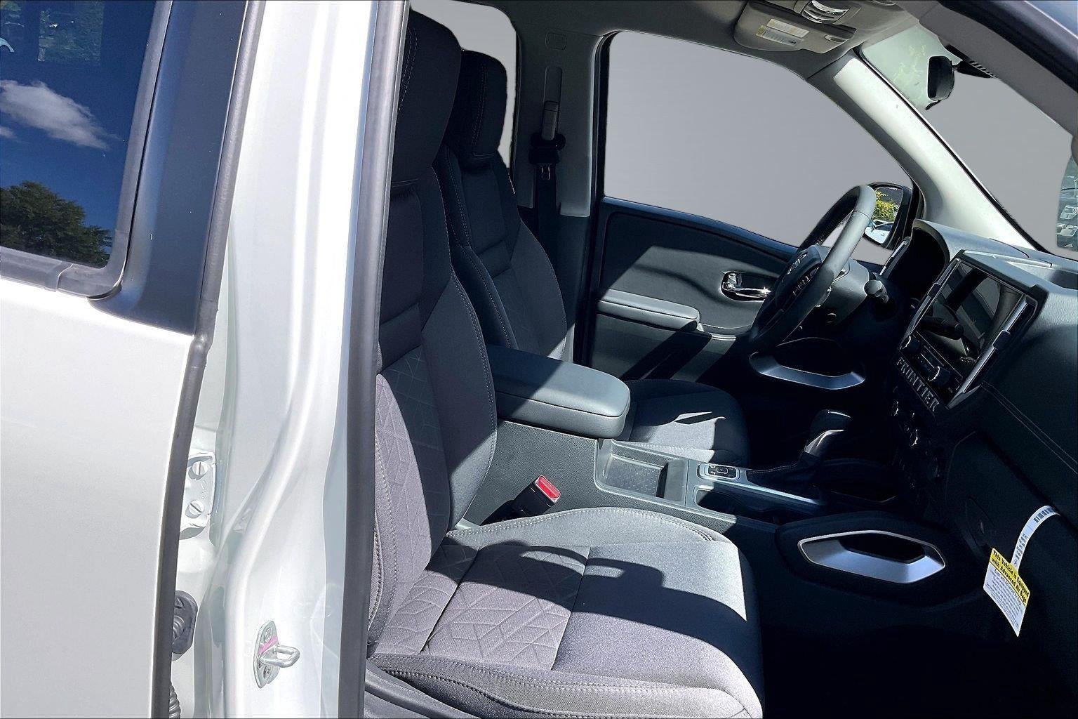 2027 Nissan Frontier SV