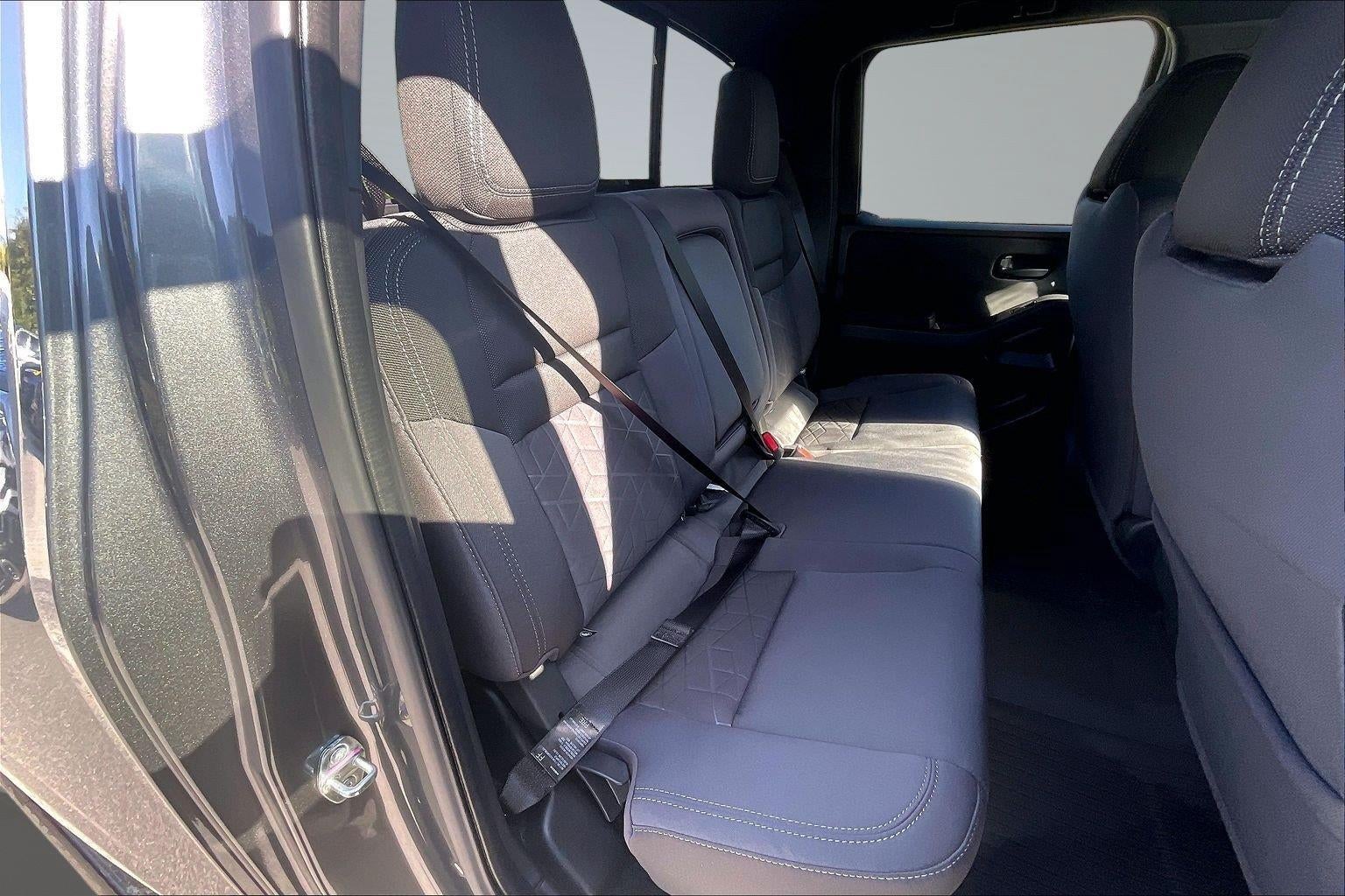 2027 Nissan Frontier SV