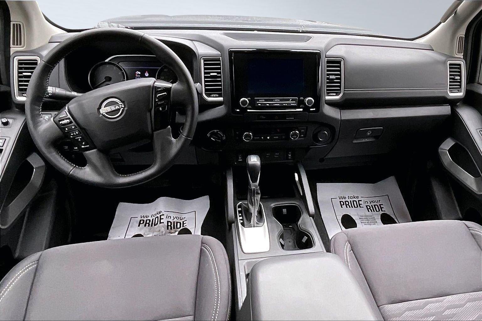 2024 Nissan Frontier SV