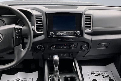 2024 Nissan Frontier SV