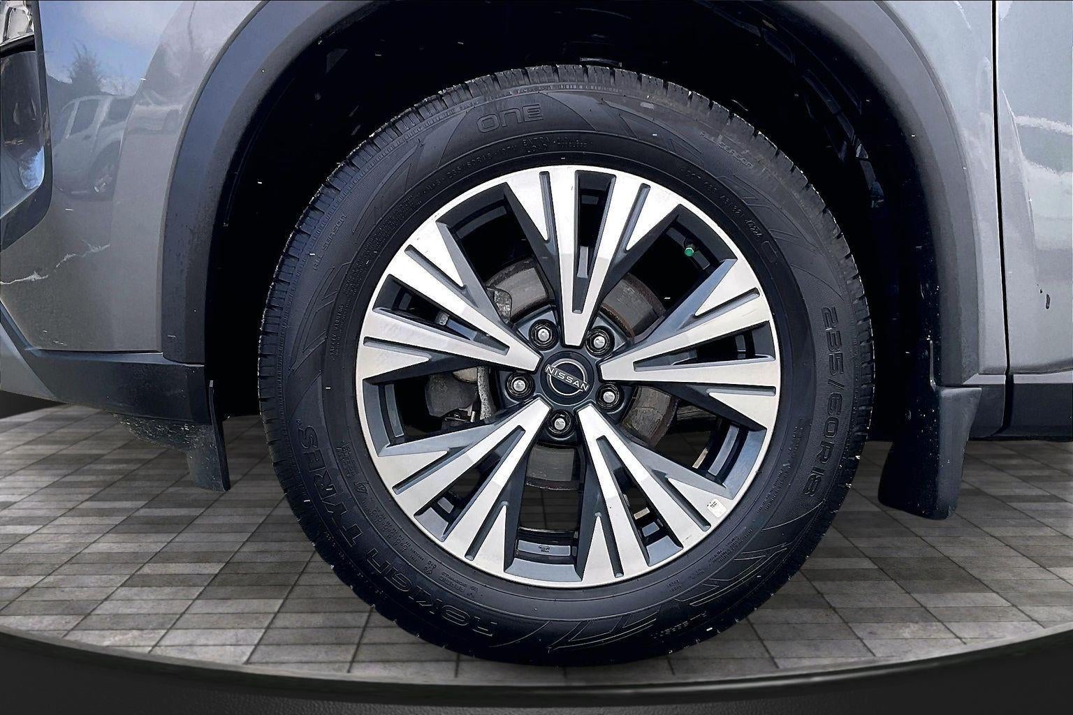 2022 Nissan Rogue SV