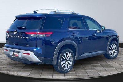 2024 Nissan Pathfinder SL
