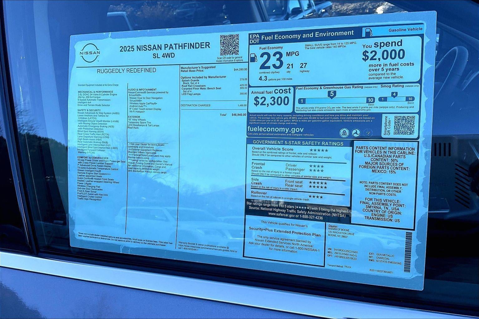 2025 Nissan Pathfinder SL