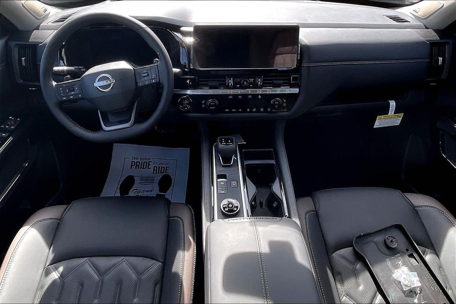 2026 Nissan Pathfinder Platinum