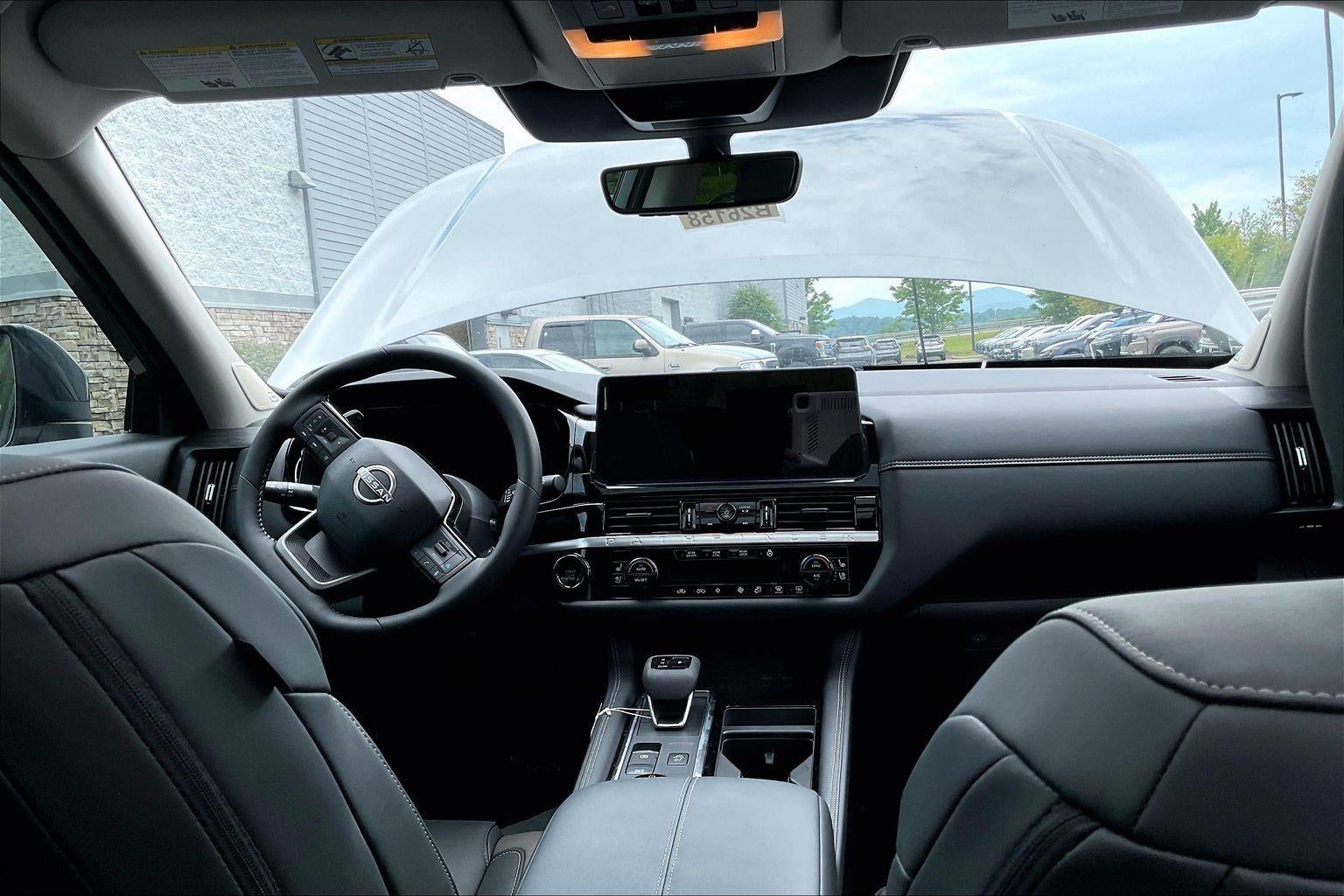 2026 Nissan Pathfinder Platinum