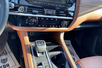 2024 Nissan Pathfinder Platinum