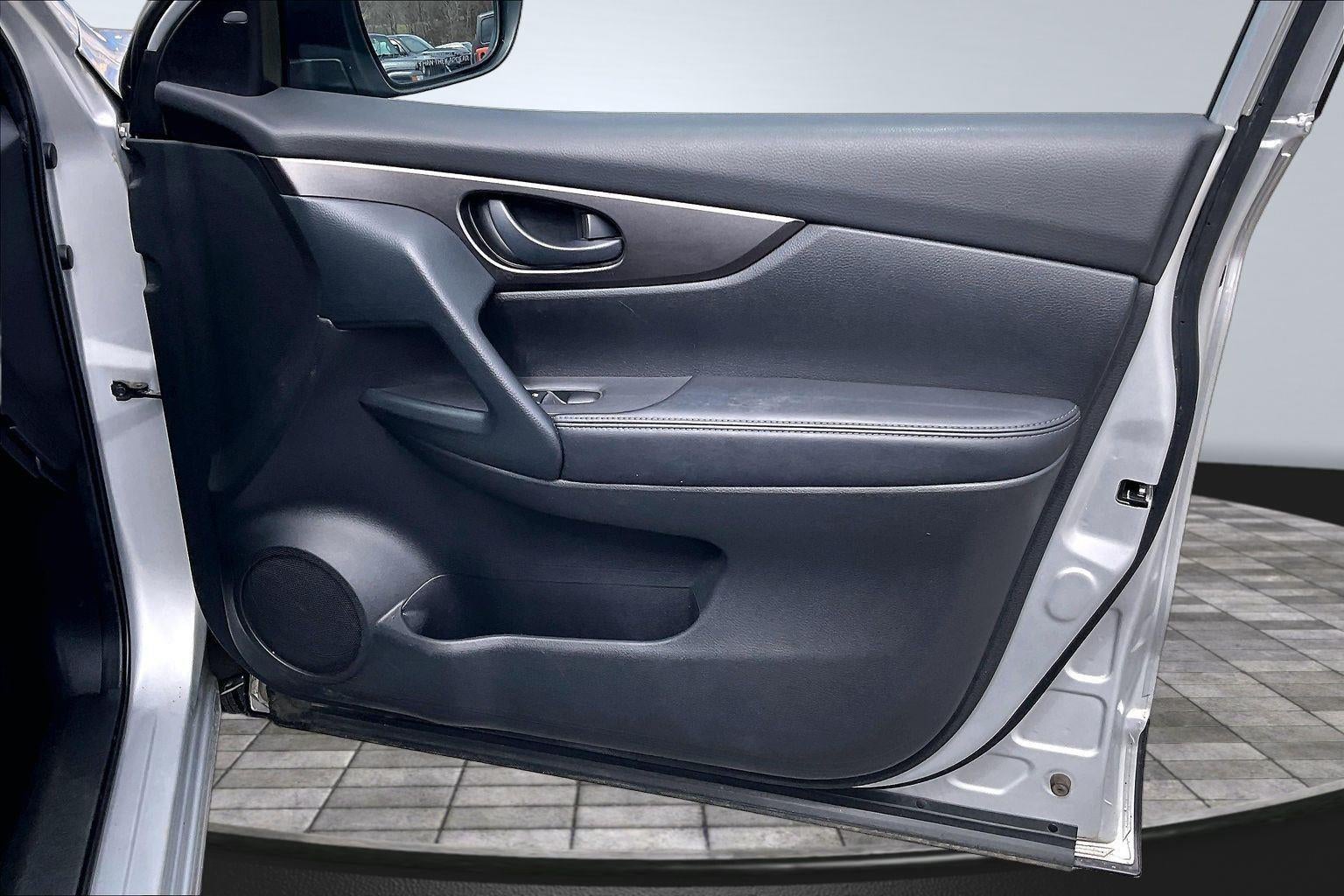 2020 Nissan Rogue Sport S