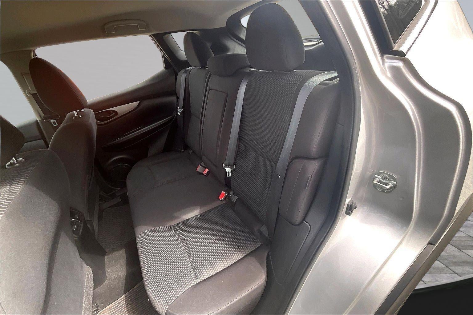 2020 Nissan Rogue Sport S