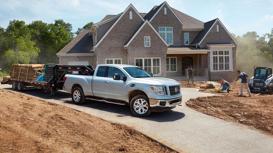 Nissan COMMERCIAL VANS TRUCKS